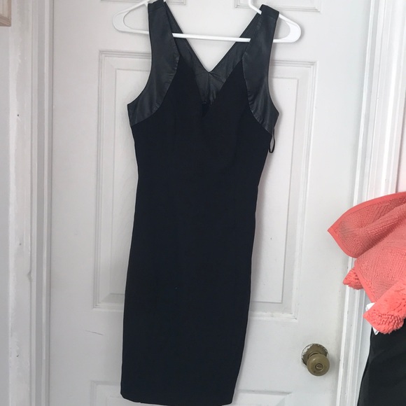 Black Guess Dress - Picture 1 of 2